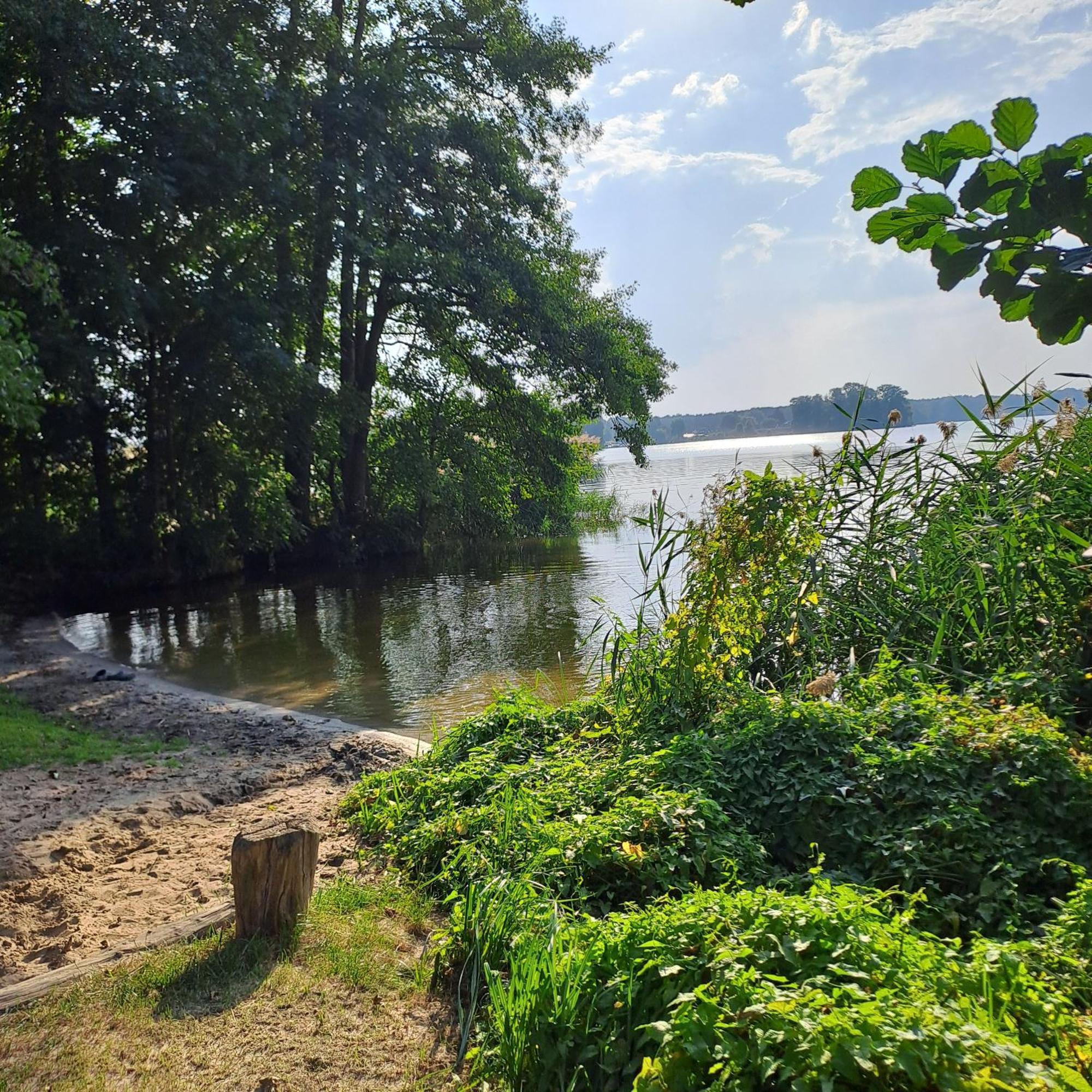 Haeuschen Am Waldrand Villa Teupitz Luaran gambar